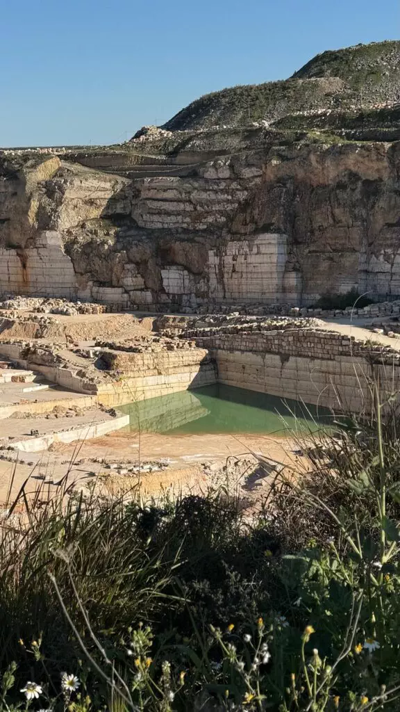 il laghetto delle cave di Apricena