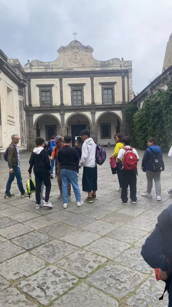 Esterni-della-Certosa-di-San-Martino-durante-il-viaggio-a-Napoli