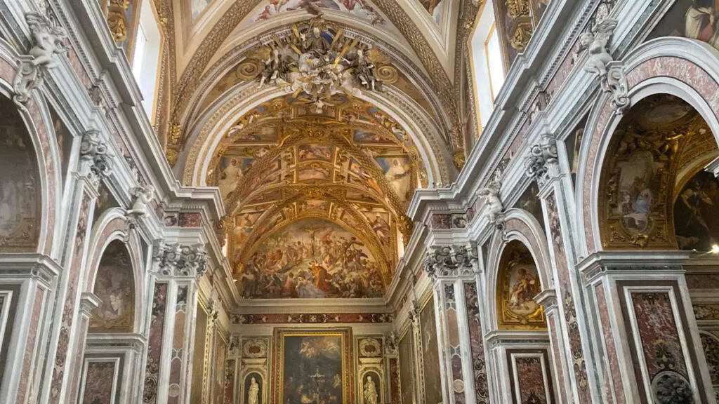 Interno-della-Certosa-di-San-Martino